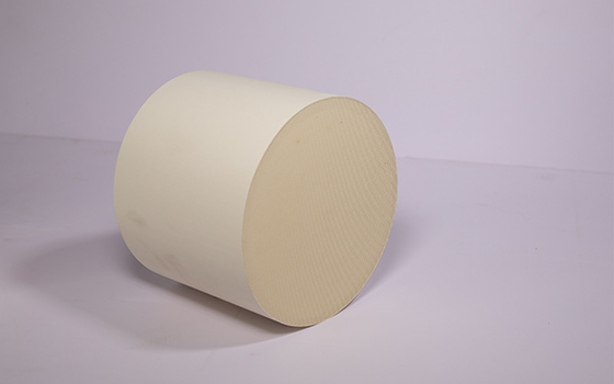 Small Pore Diameter SCR Catalyst High Volume Customized Selective Catalytic Reduction