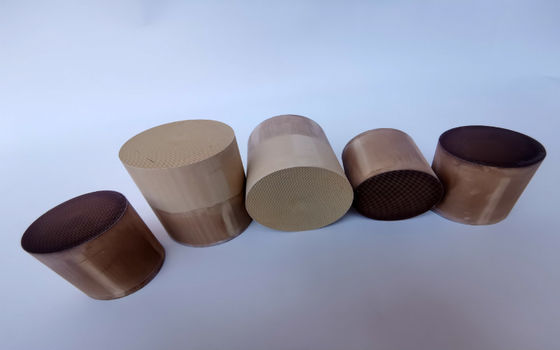 Metal Alumina Pt Pd Rh Catalyst Rhodium Catalytic Converter