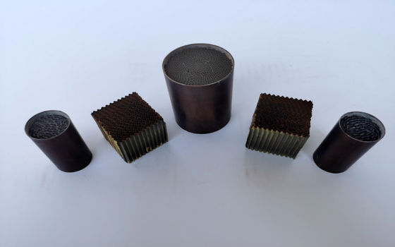 Ammonia NH3 Slip Asc Catalyst Cordierite Honeycomb Ceramic Catalyst Carrier