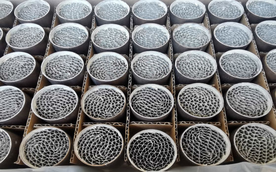 200 300 400 Cpsi Universal Catalyst Euro 4 5 6 Honeycomb Ceramic