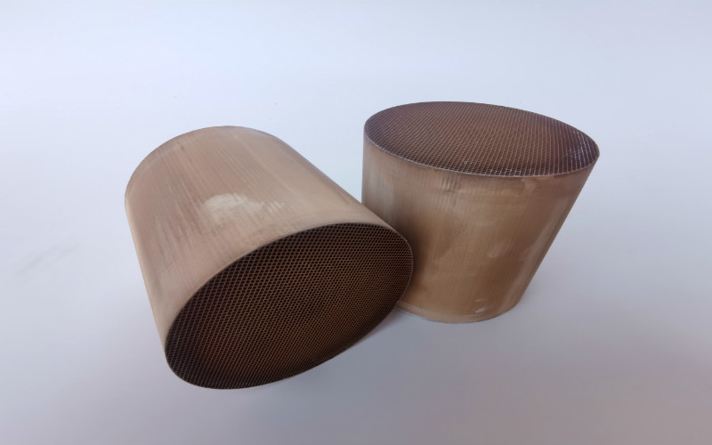Alumina Honeycomb Monoliths Catalysts Euro III IV V VI For Catalyst Converters
