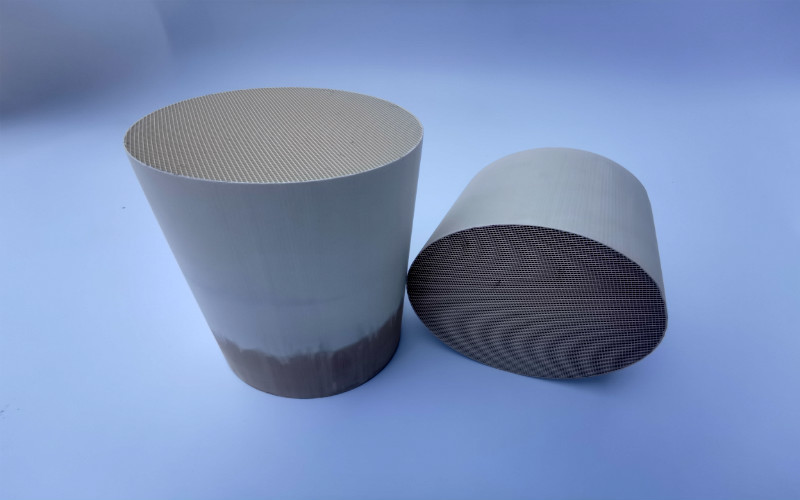Platinum DOC Diesel Oxidation Catalyst Honeycomb Ceramic Catalyst Substrate