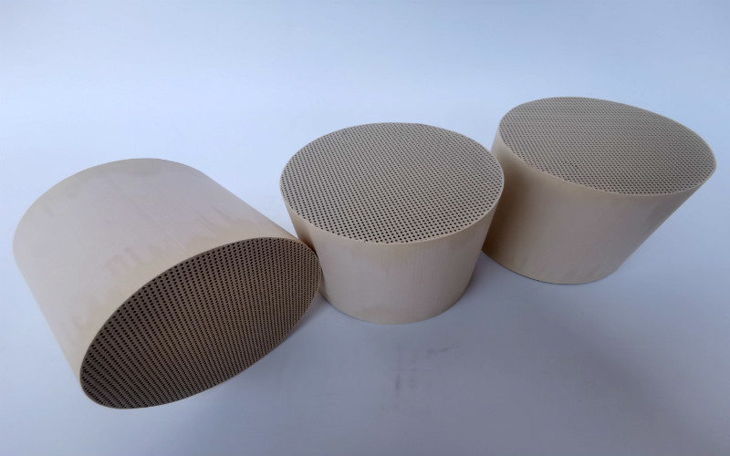200cell Diesel Engine Particulate Filter System Euro Dpf Replacement Porous Catalyst