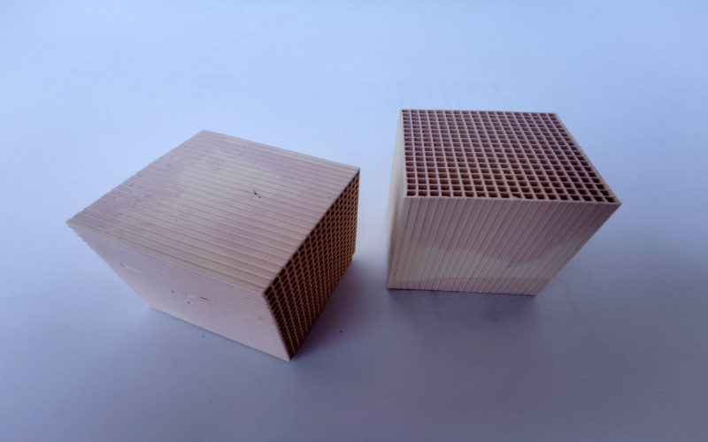 Honeycomb Ceramic Metal Catalyst VOCs Catalytic Combustion Pt Pd Rh Noble Metal Coating