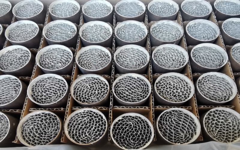200 300 400 Cpsi Universal Catalyst Euro 4 5 6 Honeycomb Ceramic