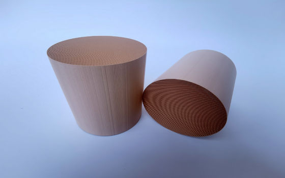 Ammonia NH3 Slip Asc Catalyst Cordierite Honeycomb Ceramic Catalyst Carrier